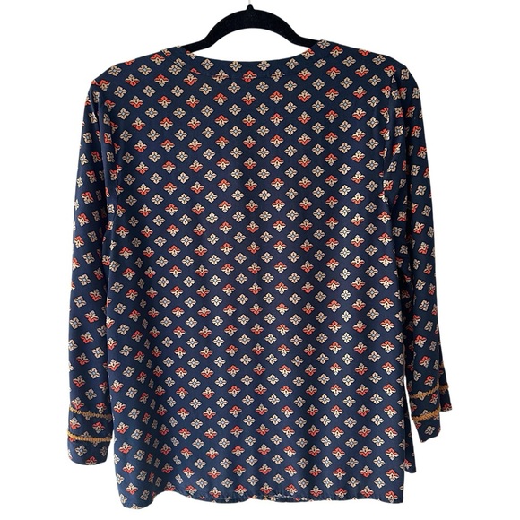 J JILL | NWOT NAVY BLUE COLLARLESS PLEATED TOP GOLD TRIM DETAIL SPLIT NECK SMALL - Picture 9 of 11